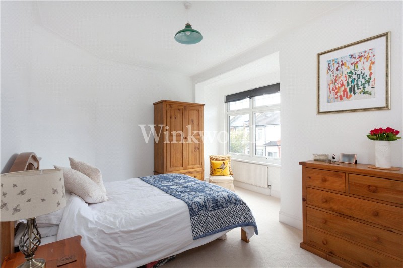 Russell Avenue, London, N22