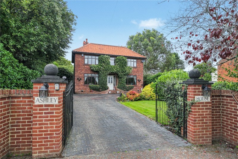 Main Road, Swardeston, Norwich, Norfolk, NR14