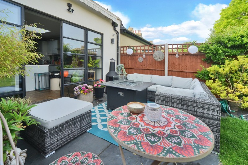 Longfellow Road, Worcester Park, KT4