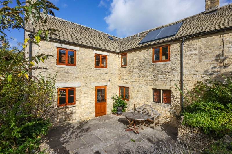 Kilham Lane, Shipton Oliffe, Cheltenham, Gloucestershire, GL54