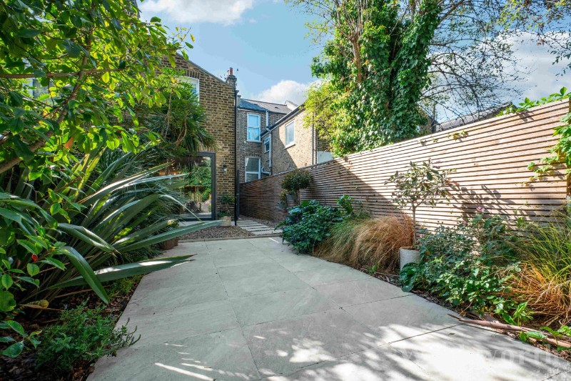 Edric Road, London, SE14