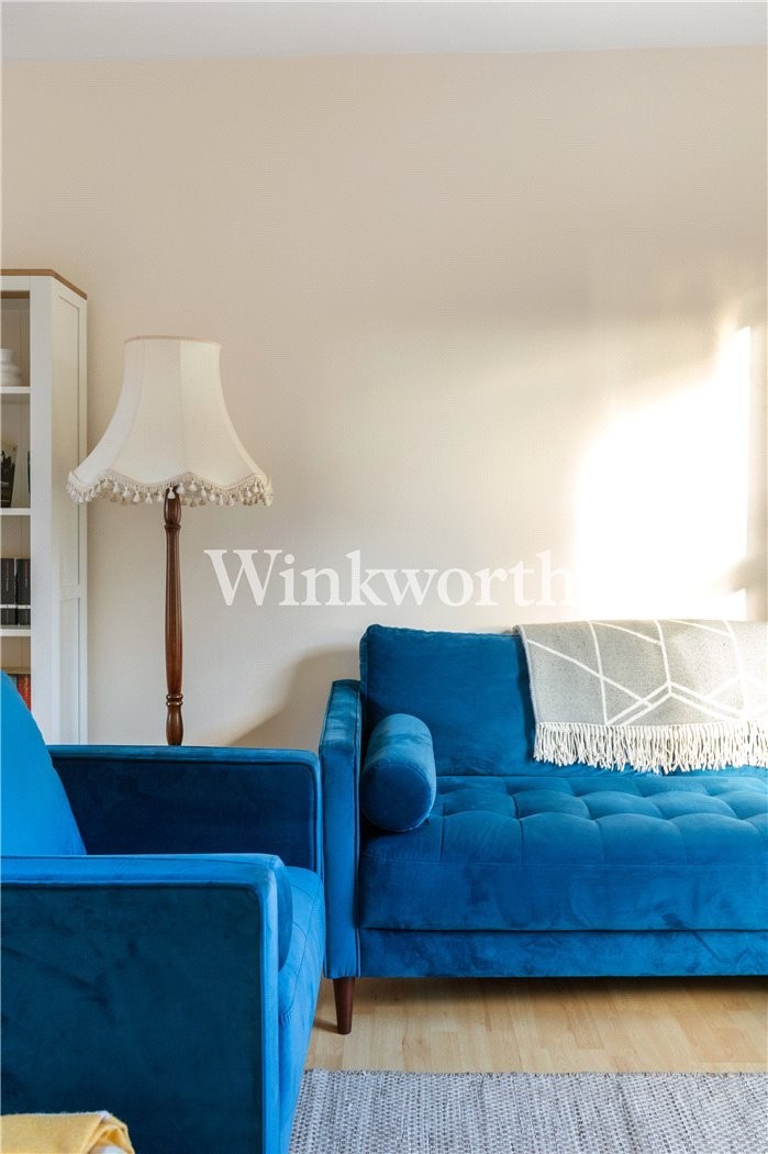 Brownswood Road, London, N4