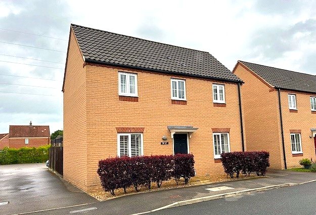 Aintree Way, Bourne, Lincolnshire, PE10
