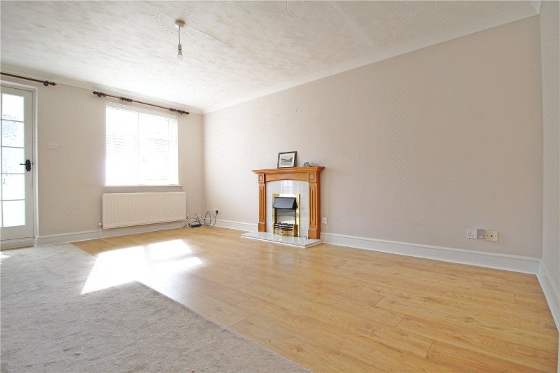 Dixons Road, Market Deeping, Peterborough, Lincolnshire, PE6