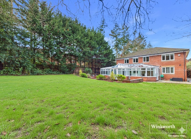 Rosyth Gardens, Newbury, Berkshire, RG14