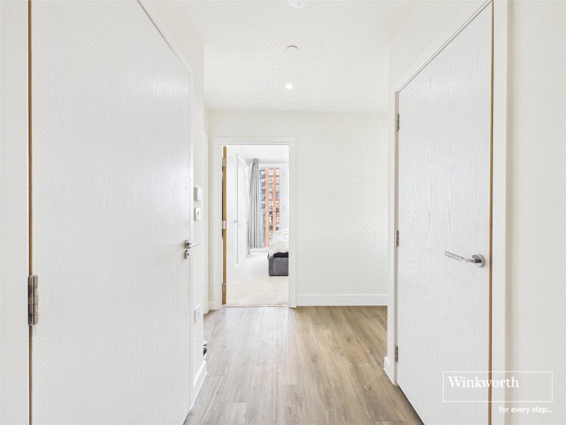 Moorhen Drive, London, NW9