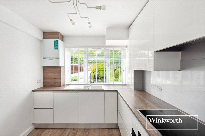 Kingsgate Avenue, Finchley, London, N3