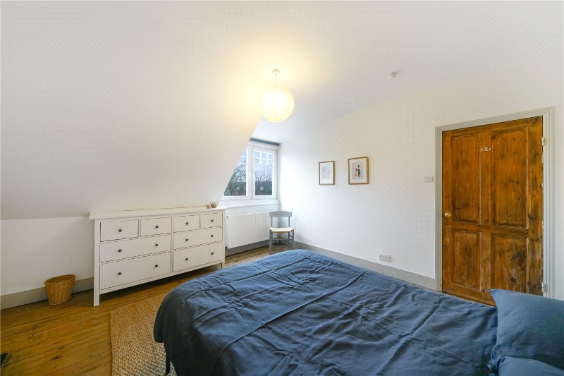 Rokesly Avenue, London, N8