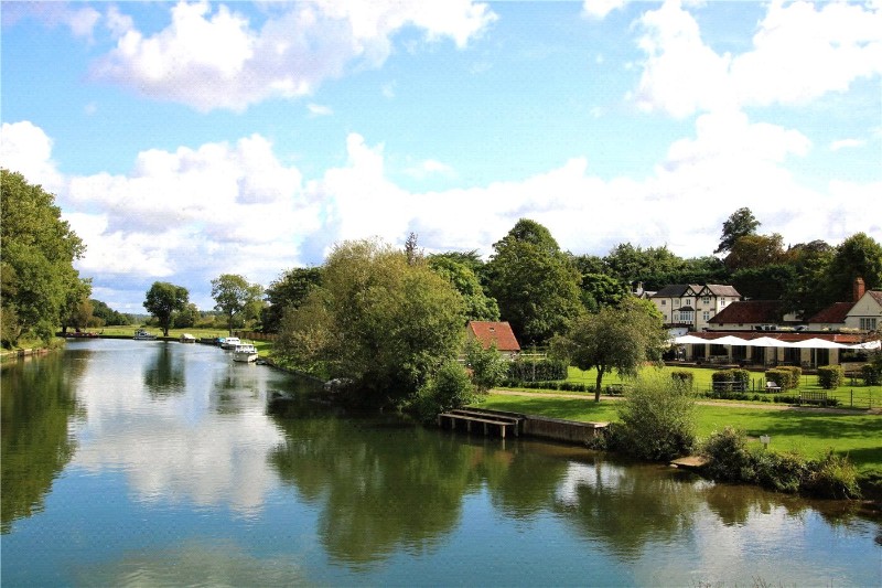 Hobbs House, Thames Street, Sonning, Reading, RG4