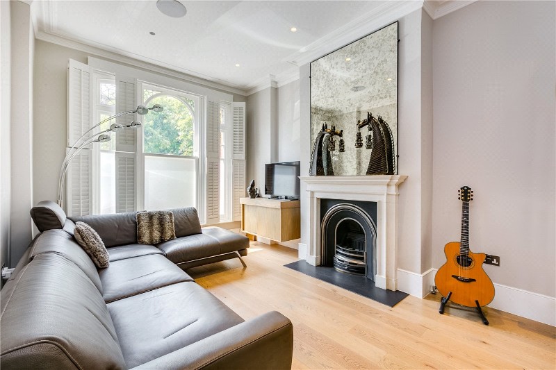 Peterborough Road, London, SW6