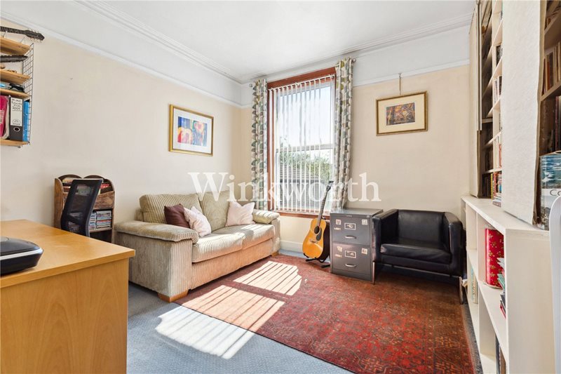 Hewitt Road, London, N8