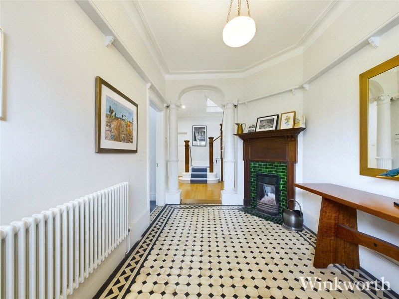 West Lodge Avenue, Acton, London, W3