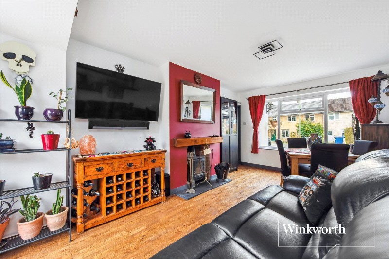 Aitken Road, Barnet, EN5