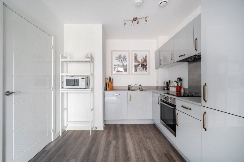 Nightingale Walk, Farnham, Surrey, GU9