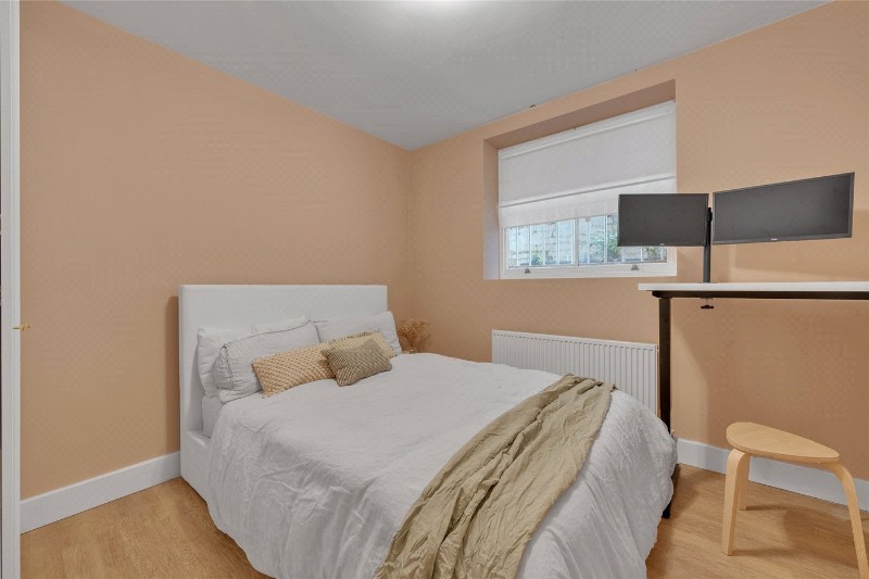 Cleve Road, London, NW6
