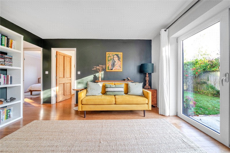 Bat & Ball Lane, Farnham, Surrey, GU10