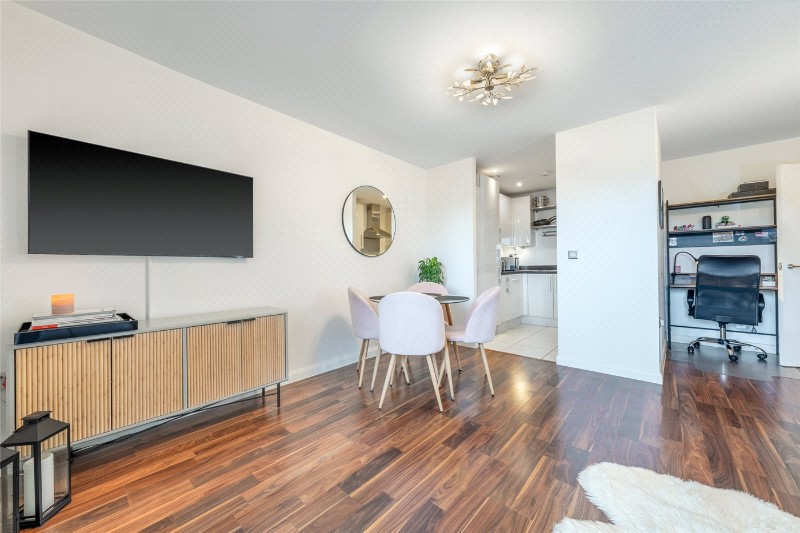 Hollister House, 80 Kilburn Park Road, Maida Vale, London, NW6