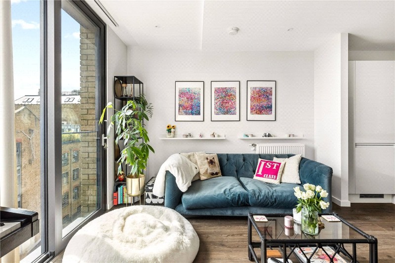 Bridle Mews, London, E1