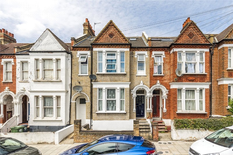 Kingscourt Road, London, SW16