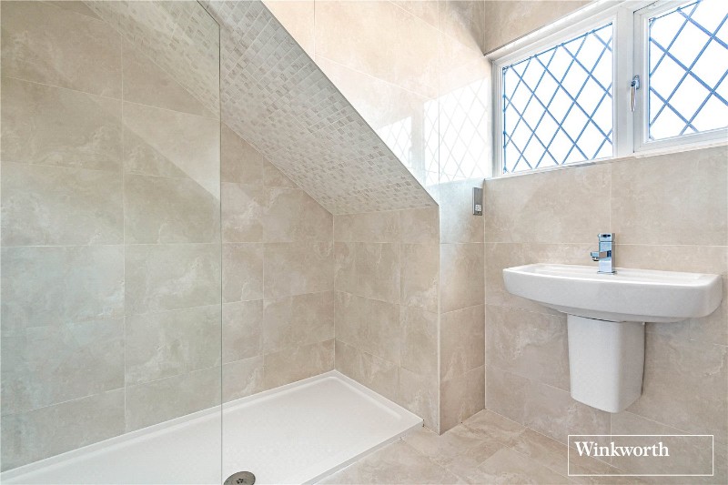 Shire Close, Bagshot, Surrey, GU19