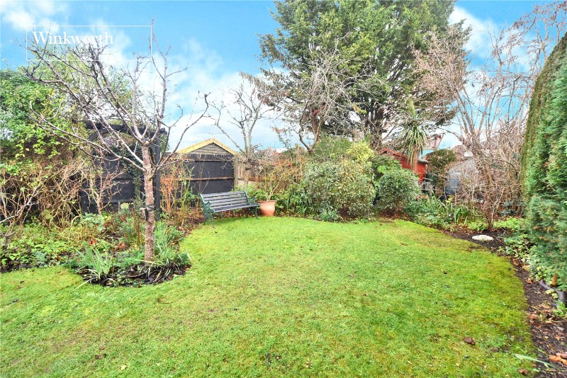 Edenfield Gardens, Worcester Park, KT4