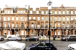 Rosary Gardens, South Kensington, London, SW7