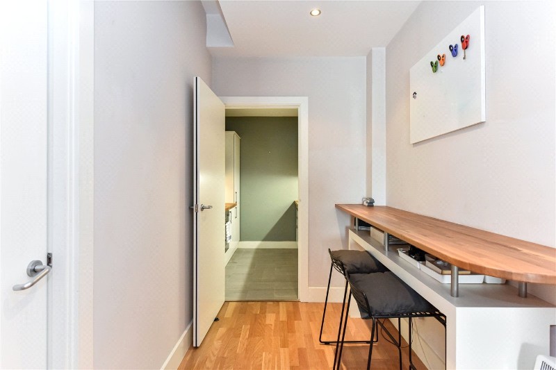 Masons Yard, London, EC1V
