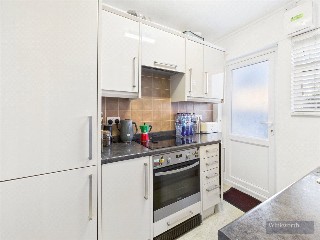 Pandora Court, South Bank, Surbiton, KT6