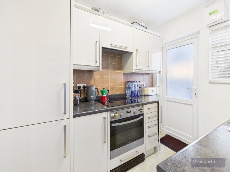 Pandora Court, South Bank, Surbiton, KT6