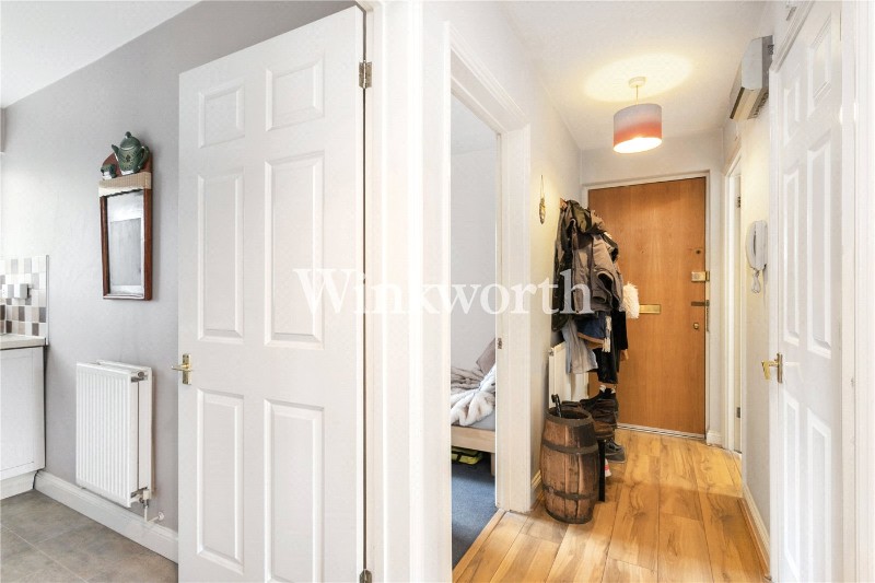 Myddleton Avenue, London, N4