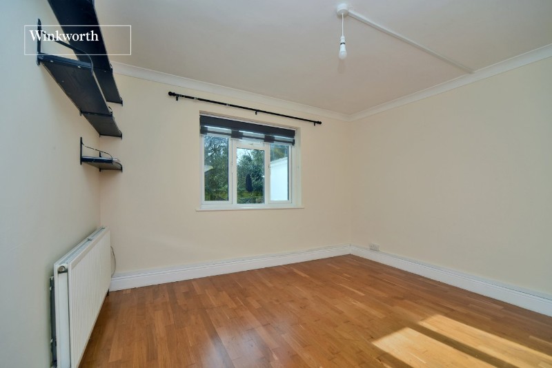 The Maisonettes, Alberta Avenue, Cheam, Sutton, SM1