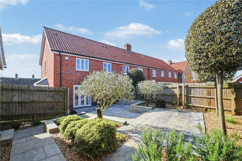 Carrington Close, Poringland, Norwich, Norfolk, NR14