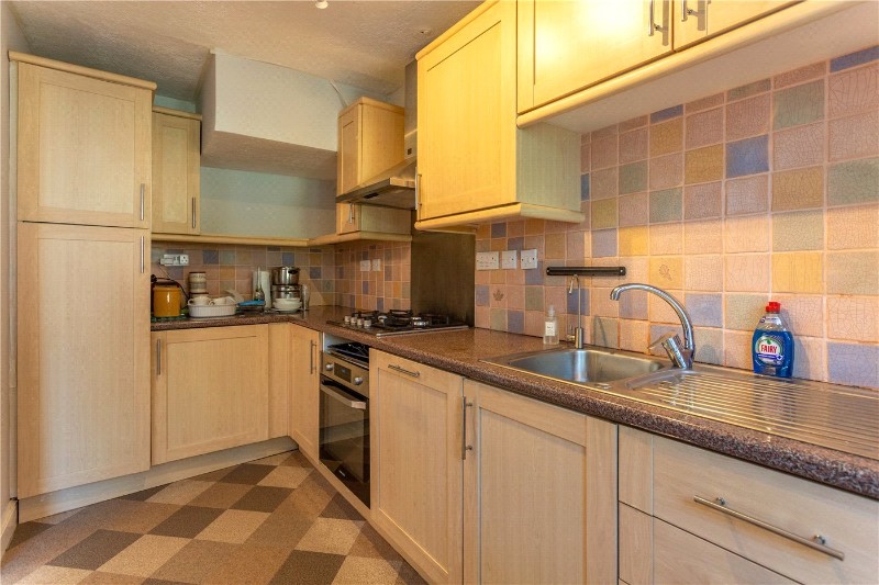 Hawkesworth Drive, Bagshot, GU19