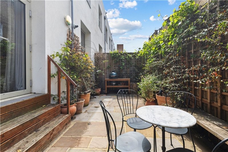 Pickle Mews, London, SW9