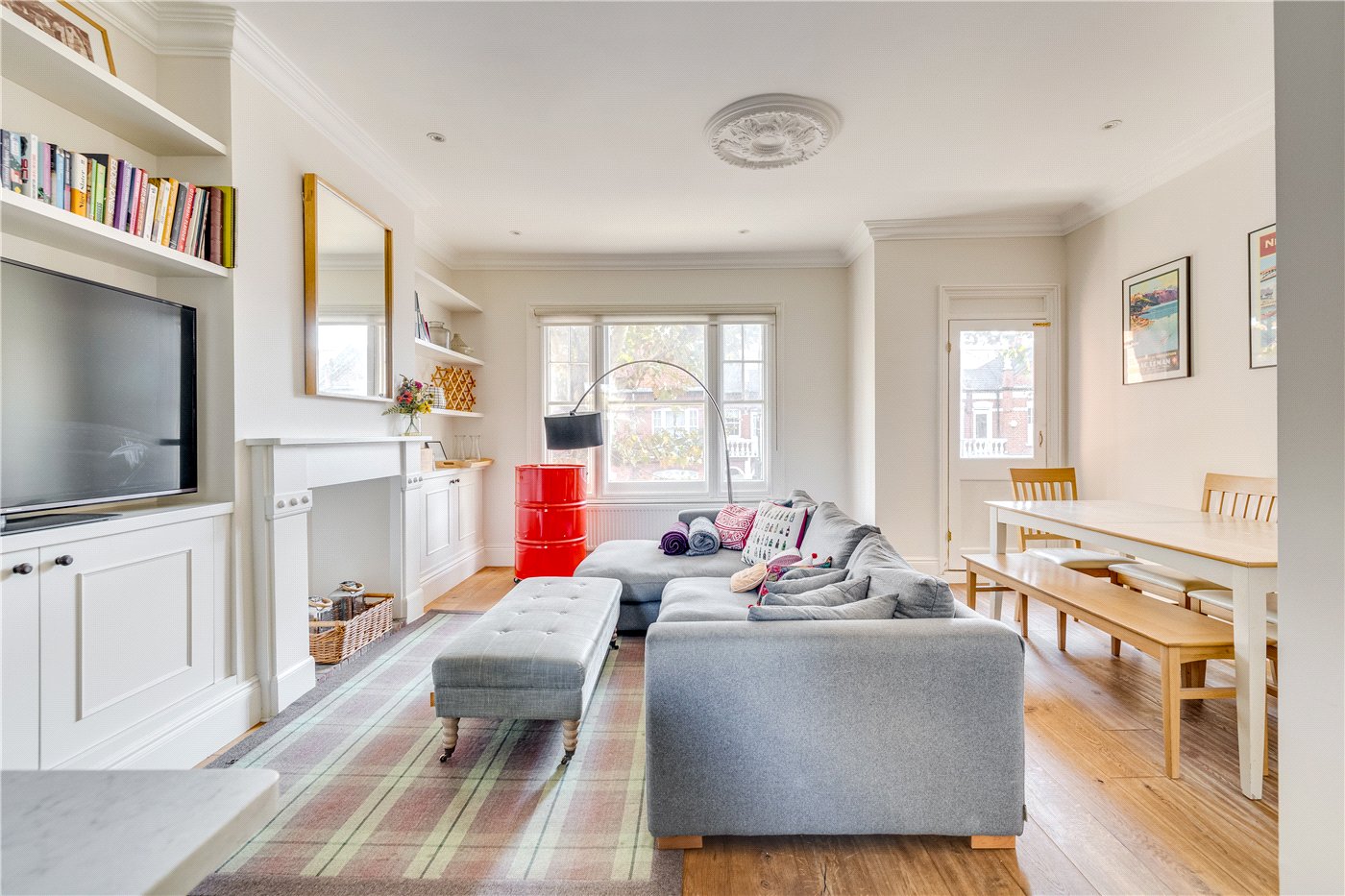 Wandsworth Bridge Road, London, SW6