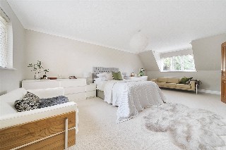 Benett Gardens, Shaw, Newbury, Berkshire, RG14