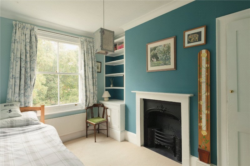 Stockwell Park Road, London, SW9