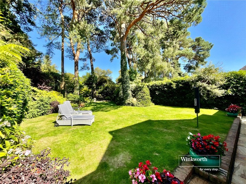 Hurstbourne Avenue, Highcliffe, Christchurch, BH23