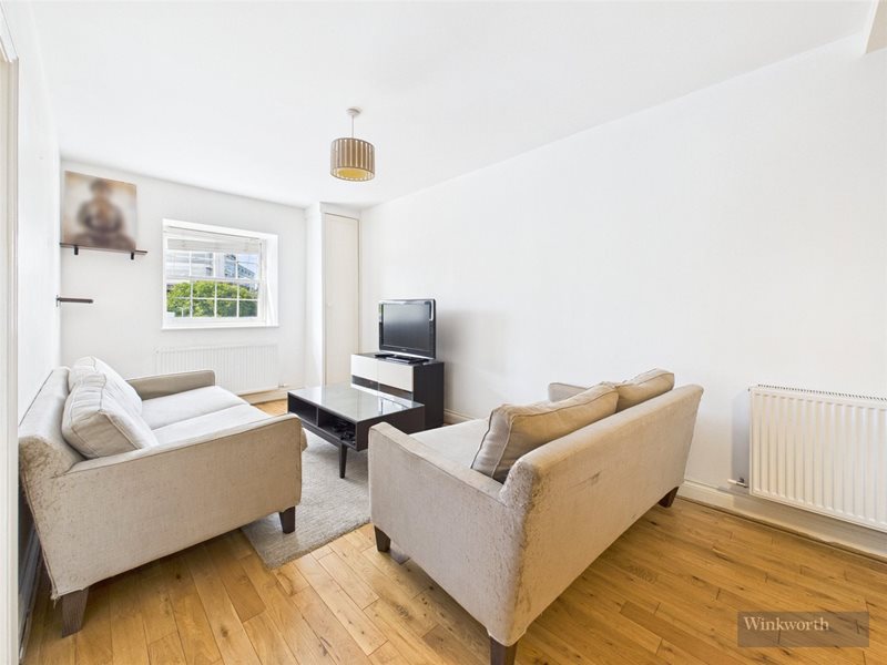 Barnsbury Lane, Surbiton, KT5