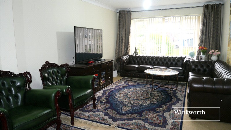 Elmbank Avenue, Barnet, EN5