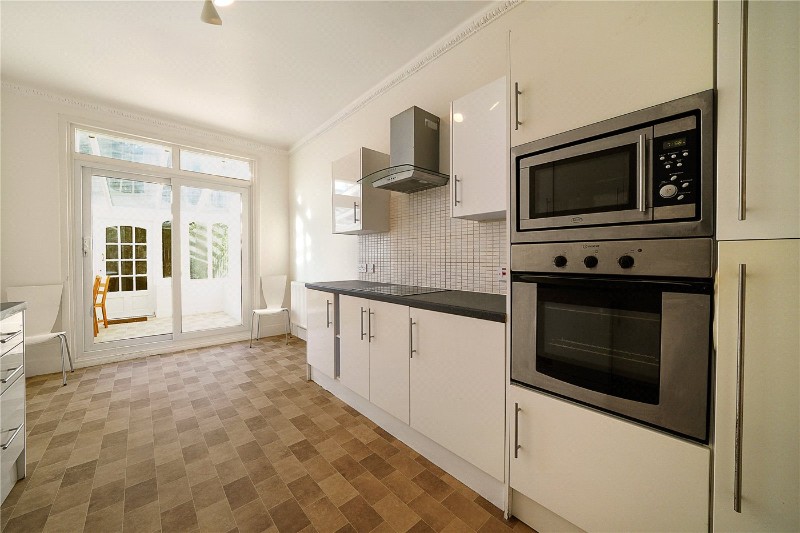 Nelson Road, London, N8
