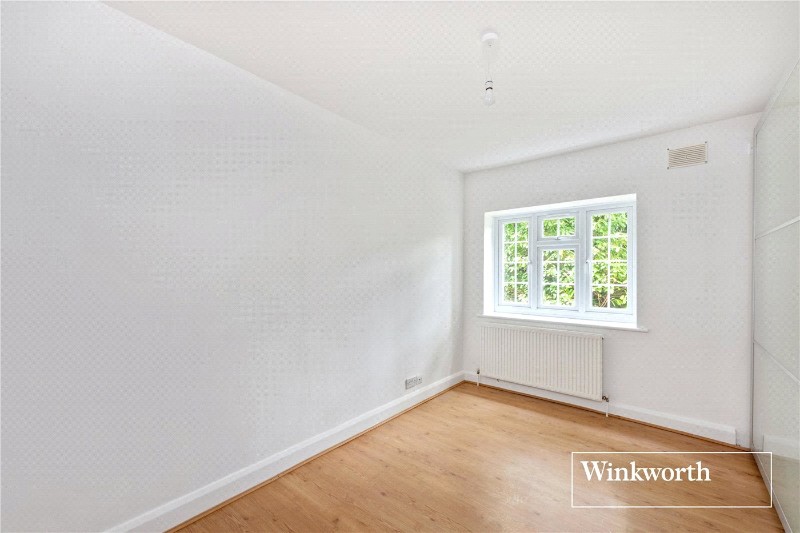 Etchingham Court, Etchingham Park Road, Finchley, London, N3