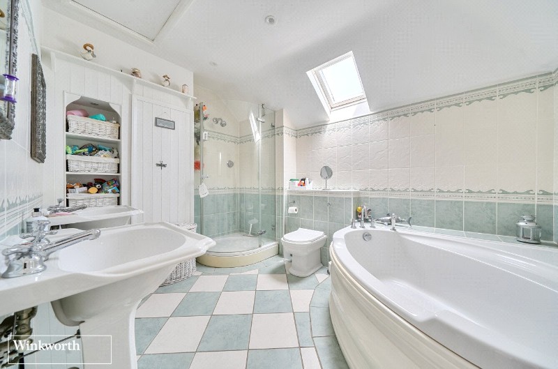 Wildmoor Lane, Sherfield-On-Loddon, Hook, Hants, RG27