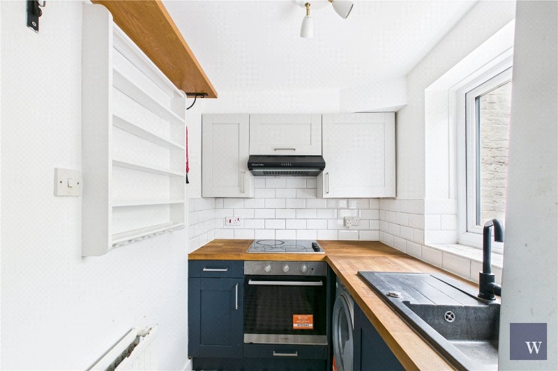 Kempshott Road, London, SW16