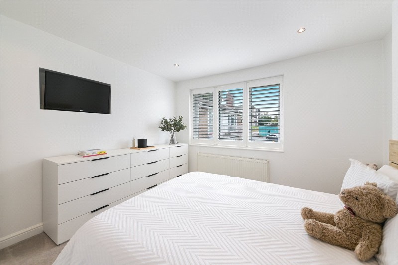 Long Walk, Epsom, Surrey, KT18