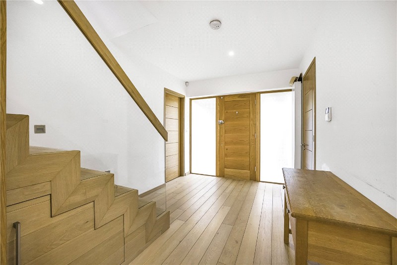 Biscoe Way, Lewisham, London, SE13