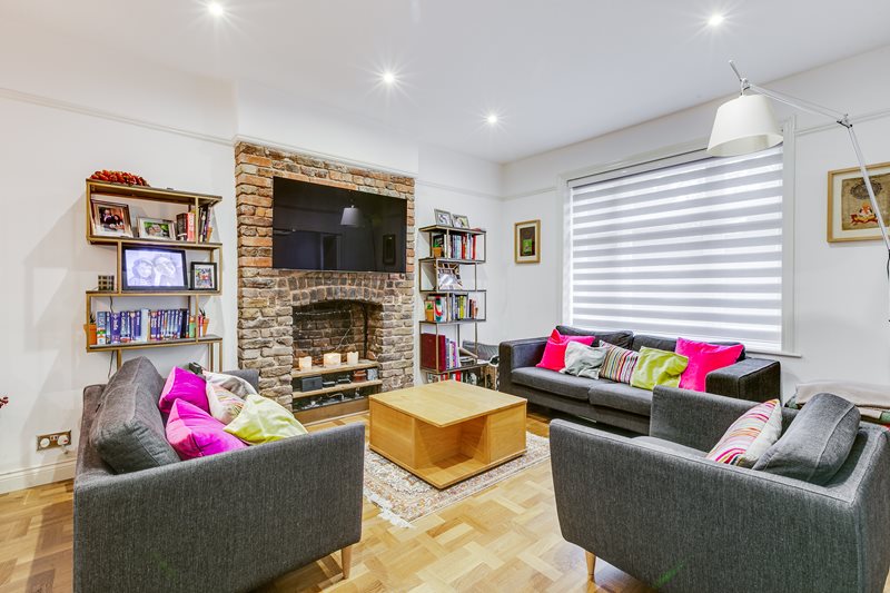 Ashworth Mansions, Grantully Road, Maida Vale, London, W9