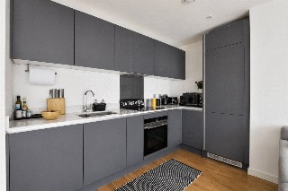 14 Hawthorne Crescent, Greenwich, London, SE10
