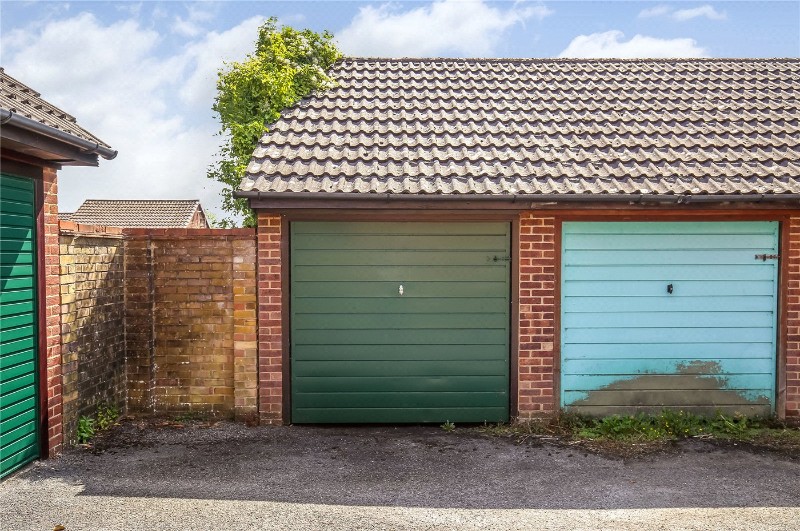 Kestrel Close, Winchester, Hampshire, SO22