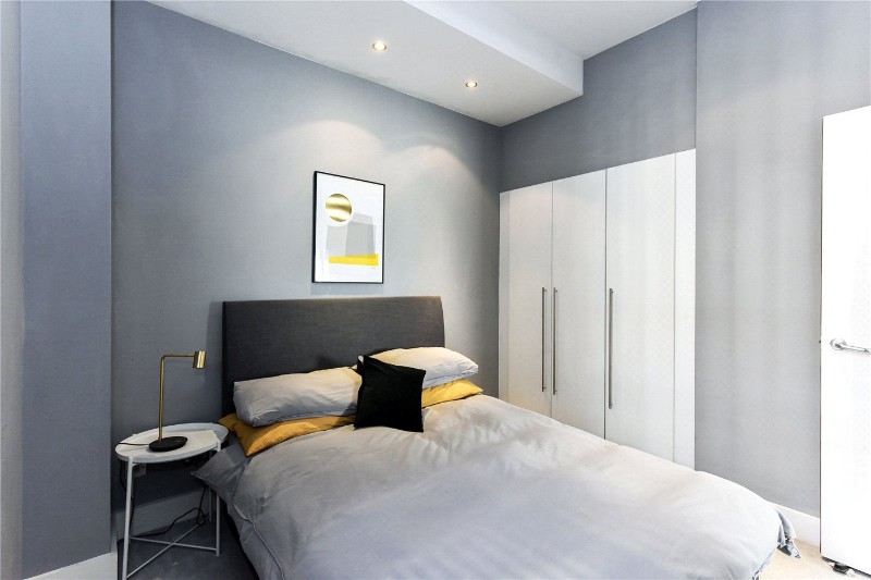 Masons Yard, London, EC1V